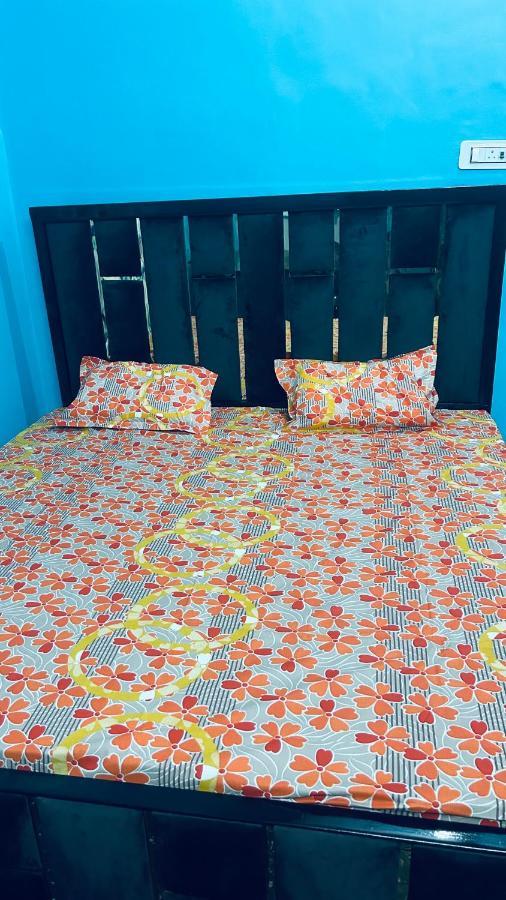 Tandon Lodge On The Ganga Ghat Homestay Varanasi Luaran gambar
