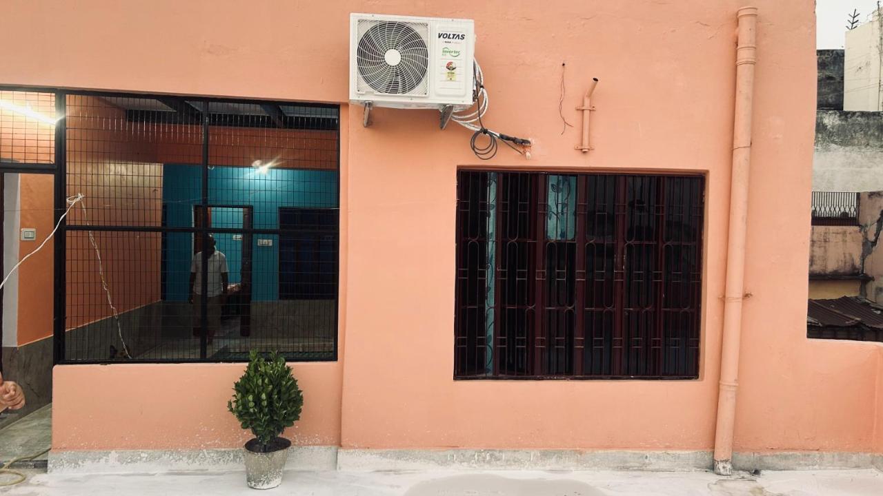 Tandon Lodge On The Ganga Ghat Homestay Varanasi Luaran gambar