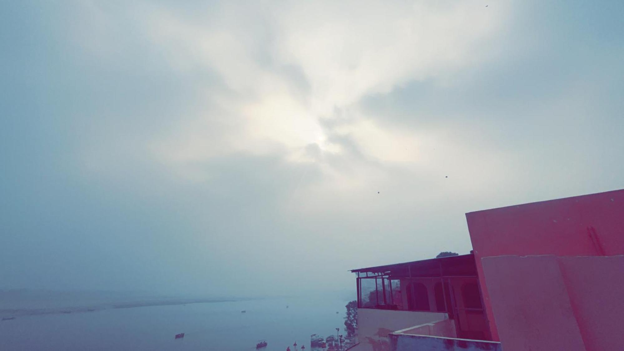 Tandon Lodge On The Ganga Ghat Homestay Varanasi Luaran gambar